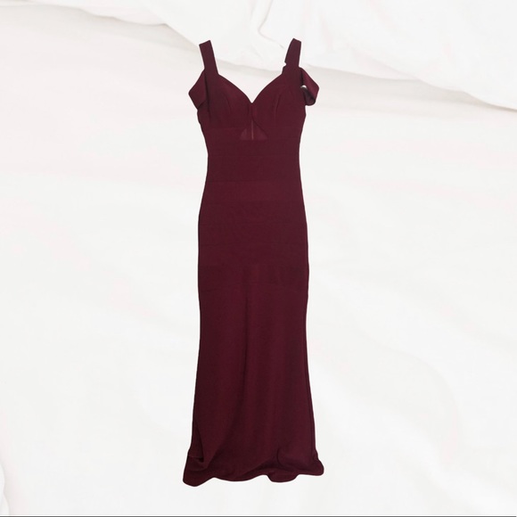 Emerald Sundae Long Maroon Dress - Picture 2 of 4